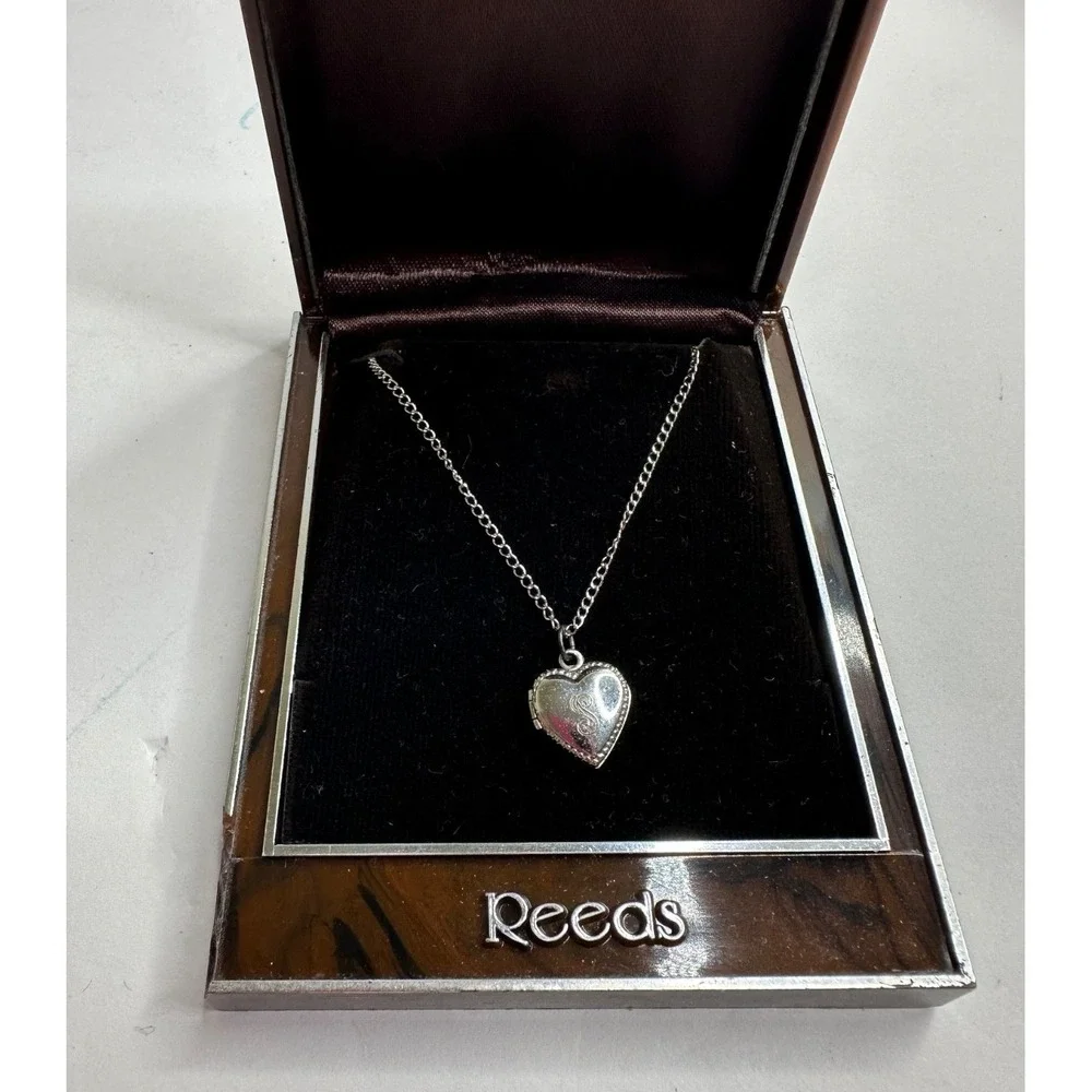 VTG Reeds Sterling Silver Heart Locket Necklace Original Box 16